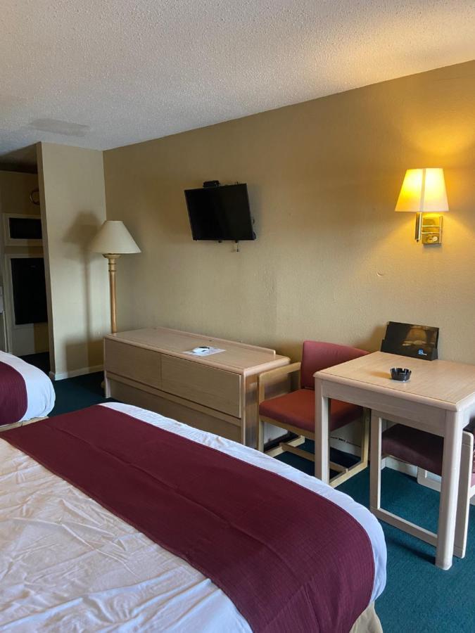 Americas Best Value Inn Мерідіан Екстер'єр фото